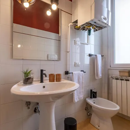 Aeroporto - Modern Apartment Florence Buitenkant foto